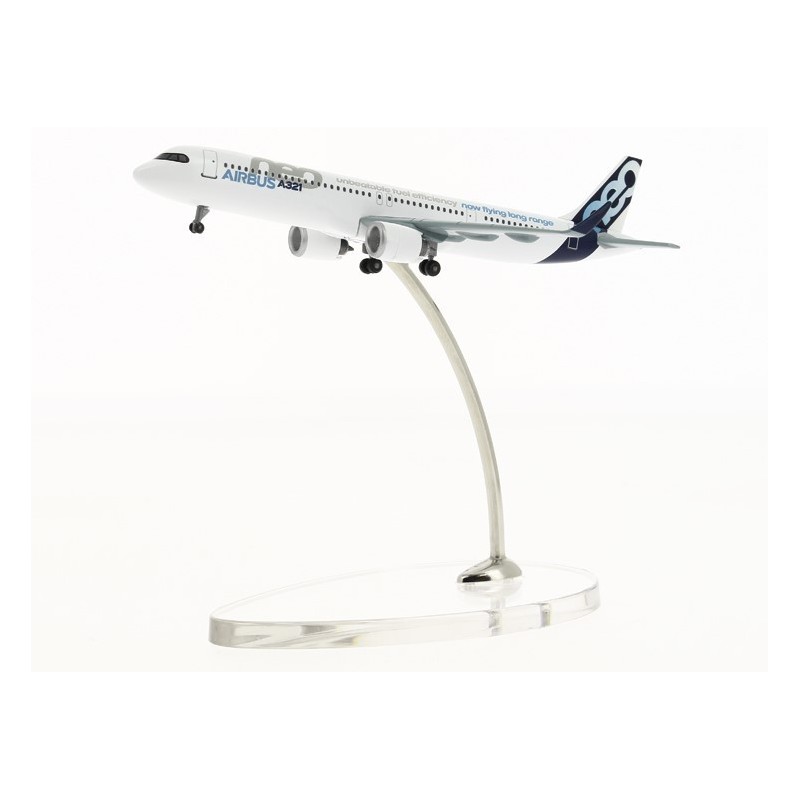 Maquette A321neo long range échelle 1:400
